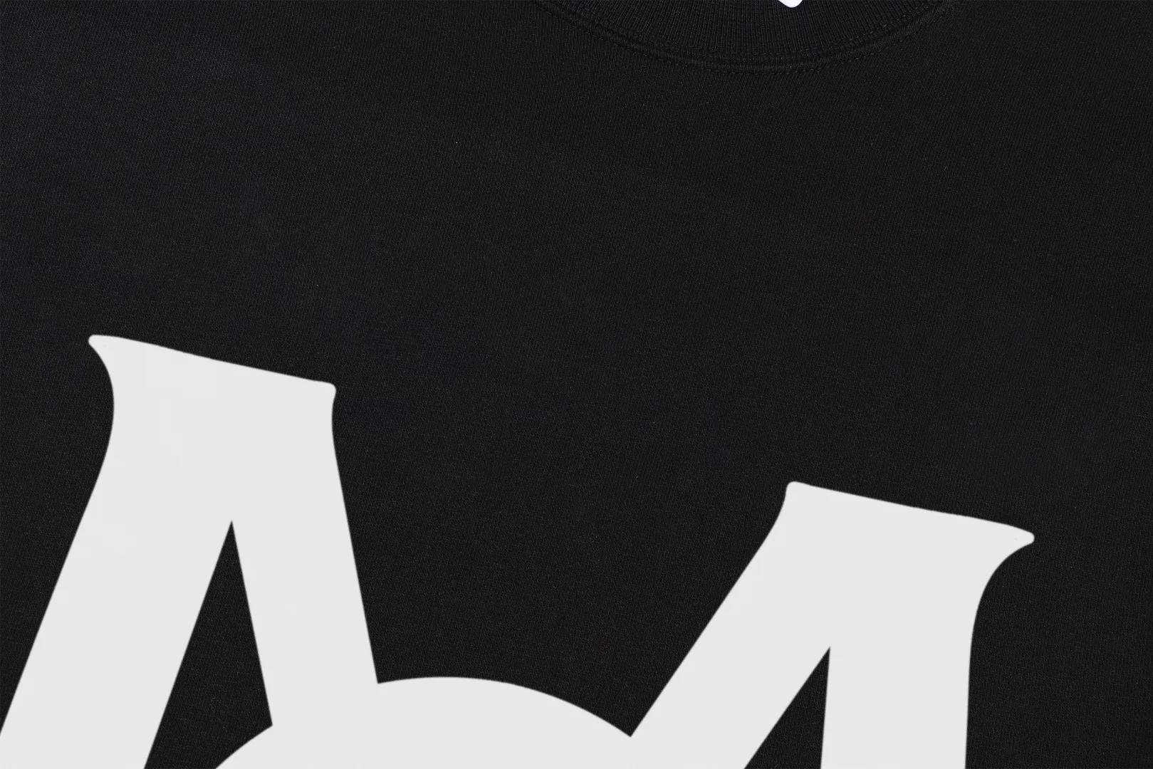 📦 📦 【 In Stock】 〖 𝐌𝐎𝐍𝐂𝐋𝐄𝐑~ 〗 440g ， 😎 ， ， Factory 2025 T ， ， Premium Breathable Same Style ：Black White Size：S M L XL 2XL
